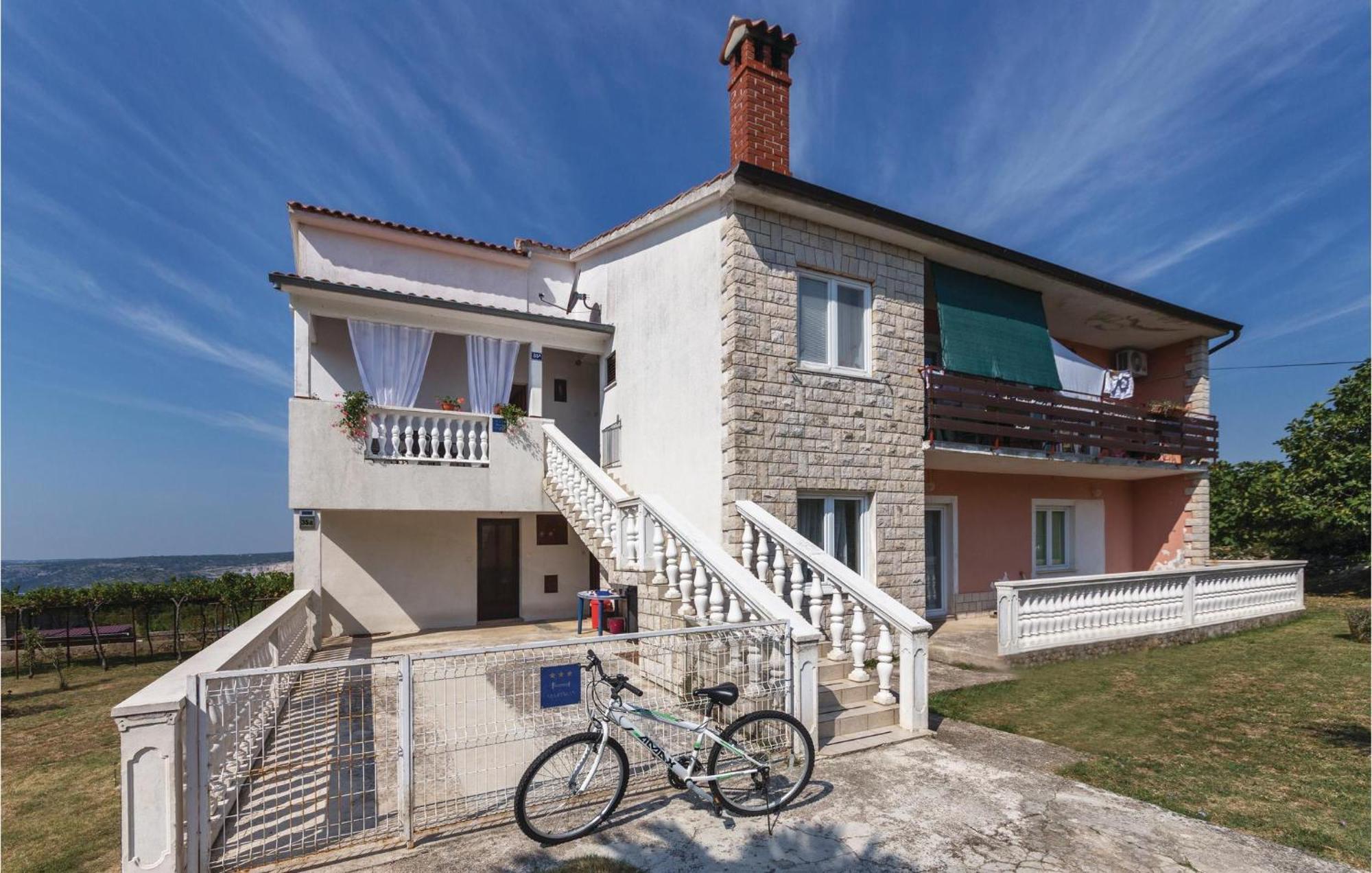 Pet Friendly Apartment In Koromacno With Wifi Kültér fotó