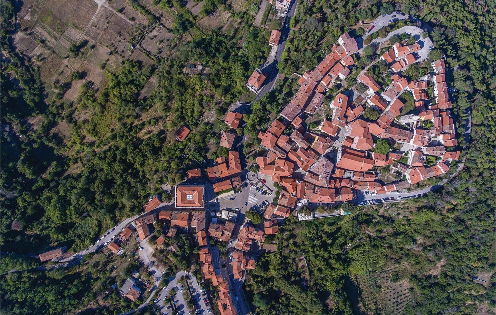 Pet Friendly Apartment In Koromacno With Wifi Kültér fotó