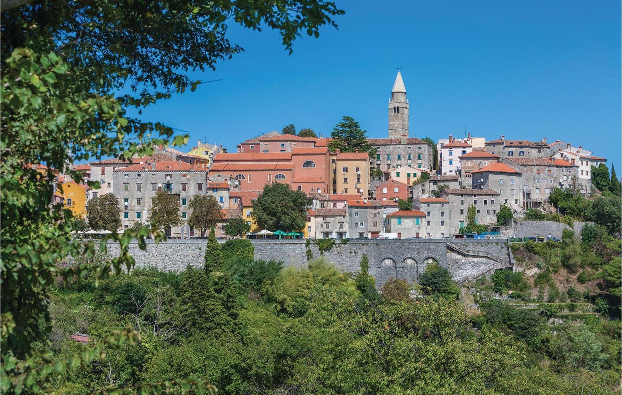 Pet Friendly Apartment In Koromacno With Wifi Kültér fotó